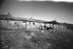 Scheda Ente di colonizzazione - Catania - Azienda Bronte - Particolare dell'agglomerato di contadini