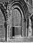 Scheda N. 29597 Cefalù - Duomo - Particolare del prospetto (G. Panettera 1240) (Stab. D. Anderson 1930)