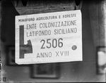 Scheda Ente di Colonizzazione del Latifondo Siciliano - Palermo - Riproduzioni - Insegna lapidea 2506