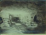 Scheda N. 33416 Siracusa - Dintorni. Chiesa di S. Giovanni delle Catacombe. Le catacombe (Ed.ne Alinari)