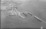 Scheda Cantieri navali di Palermo - Vista aerea - Navi petroliere ormeggiate alle dighe