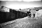 Scheda Ente di colonizzazione - Catania - Azienda Bronte - Particolare dell'agglomerato di contadini
