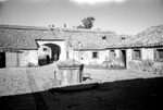 Scheda CT - Ente di Colonizzazione - Azienda Bronte -  Cortile e scuderie Maniace