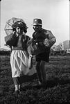 Scheda Marcello e Lucia Bronzetti in costume di carnevale